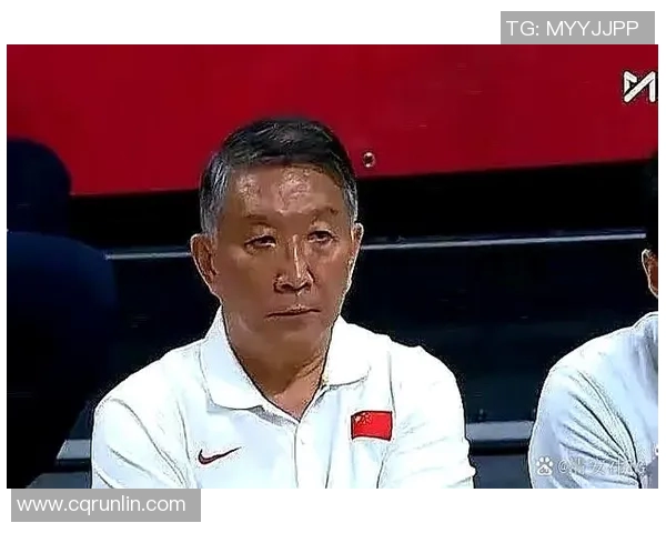 南京篮球队灵活性引发热议球迷观点分歧与战术调整探讨