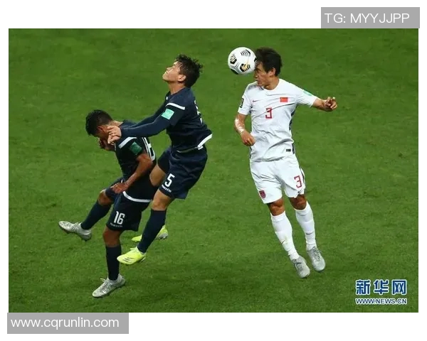 中国队在关岛展开下半场争夺力争胜利展现团队精神与战术配合